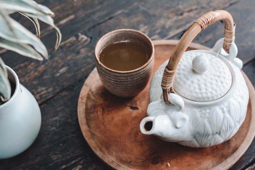 Jia wei xiao yao san for liver qi and stress — traditional Chinese herbal tea preparation
