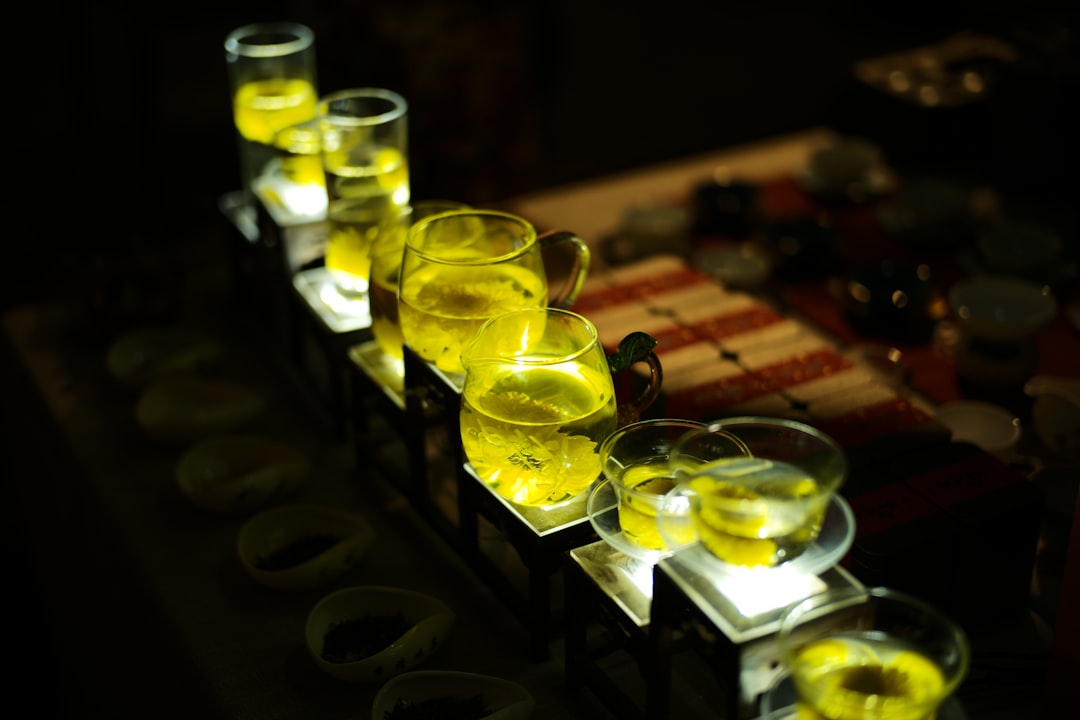 Chinese herbal tea preparation, traditional decoction method